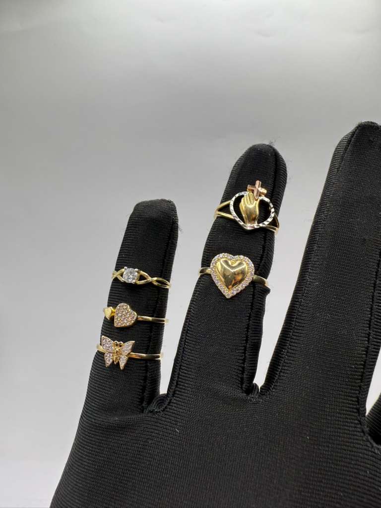 Dainty Women's Rings